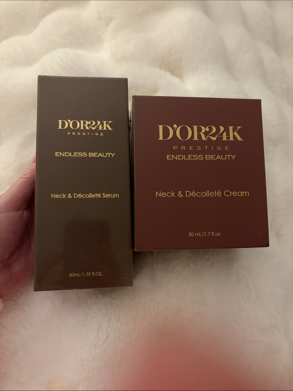 Prestige Endless Beauty Neck & Décolleté Serum and cream- Brown